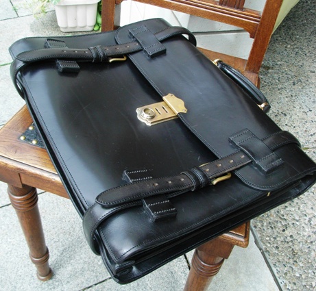 美エイジング】ルボナーブッテーロレザーバッグ